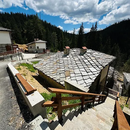 комплекс божидарица ゲストハウス